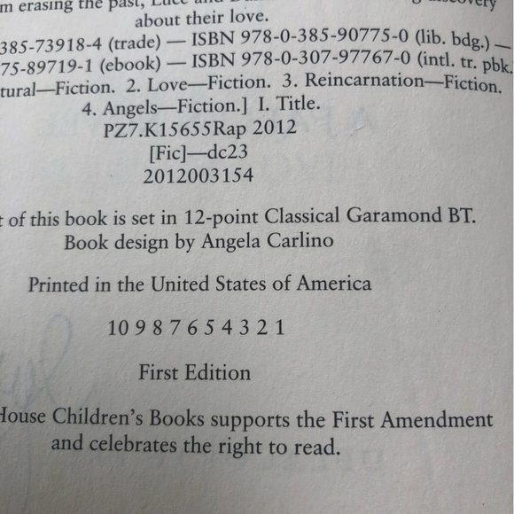 Rapture by Lauren Kate - Autographed Copy - first edition hardcover copy - - Picture 7 of 9